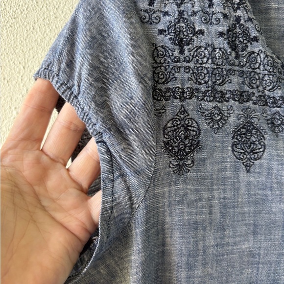 Ariat Katie Chambray Dress Size M Tie Belt
Western Cowboy Denim Embroidered - Picture 4 of 15